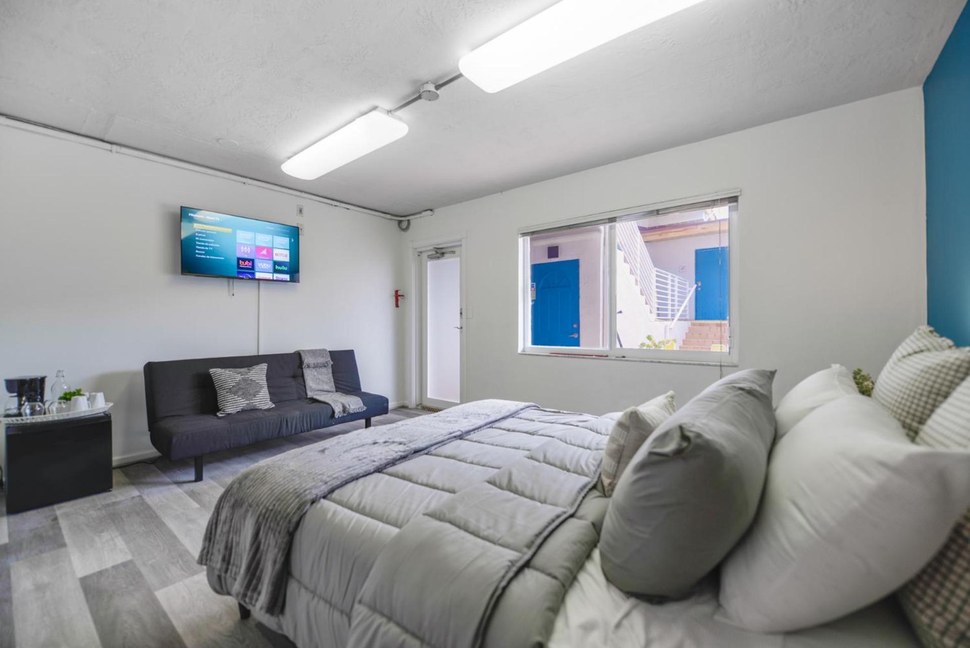 The Mariner Suites #22 - Beachfront Studio Hollywood Bagian luar foto